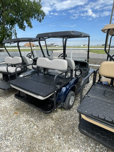 INSTOCK 5/11/26 2020 DARK BLUE VERY GOOD CONDITION E-Z-GO RXV LITHIUM 4 PASS W/ BATTERY WARRANTY TILL SUMMER 2028 - Image 3