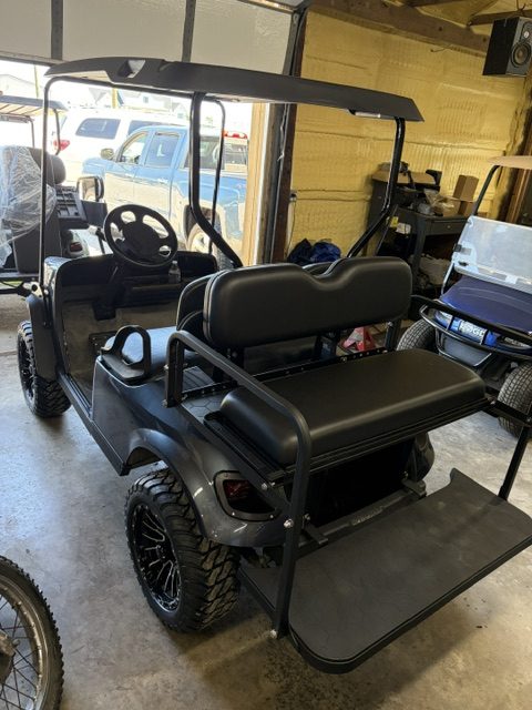INSTOCK 7/10/2026 2021 EZGO TXT48V STEEL BLUE S4 W/ NEW BATTERIES ,BODY, TIRES / MAG WHEELS ,REAR SEAT & LIGHTS ECT.. - Image 2