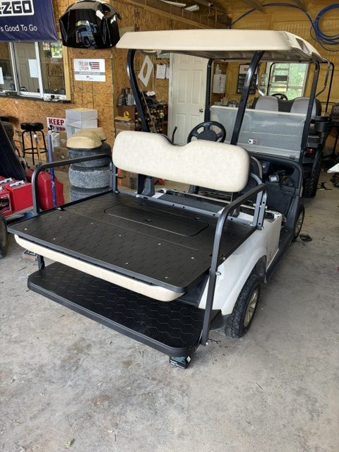 EZGO WHITE photo 3