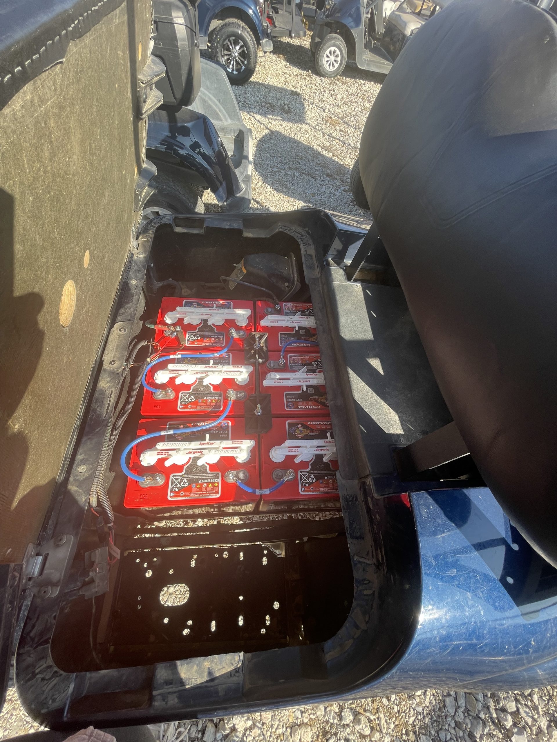 DK BLUE 2021 E-Z-GO TXT 48V NEW US BATTERIES w/ warranty NEW BLACK SEATS $4500 W/ NEW LARGER TIRES & WHEELS - Image 3