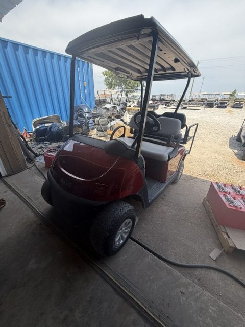 INSTOCK 8/19/26 RED 2021 RXV ELITE FACTORY LITHIUM BATTERY W/ 3 YEAR WARRANTY LEFT ON BATTERY , NEW REAR FLIPSEAT FROM EZGO. - Image 4