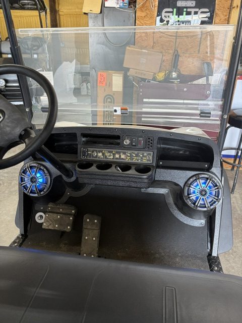 JUST FINISHED 8/21/26 WHITE 2015 CUSTOM FACTORY 6 SEATER ALL NEW BODY, TRIM, BRUSHGUARD, SEATS, MARINE STEREO W/LIGHTED KICKER SPEAKERS, 4" EZGO AXLE LIFT KIT, LIGHTS, 23" TERRAIN TIRES 8/ 6 VOLTS FOR LONGER RUN TIMES ONLY ON FACTORY 6 SEATERS - Image 4